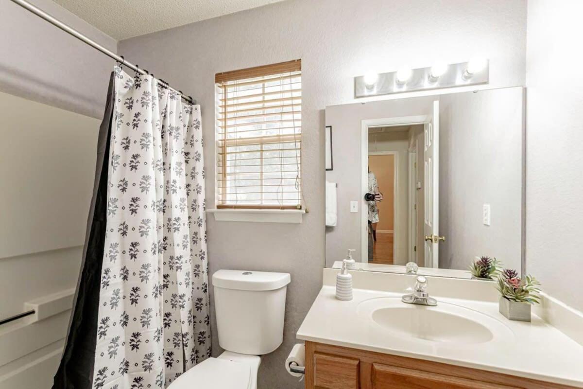 Aerie Oaks Cottage-5Min To Lake, 20Min To Columbia Lexington Eksteriør billede